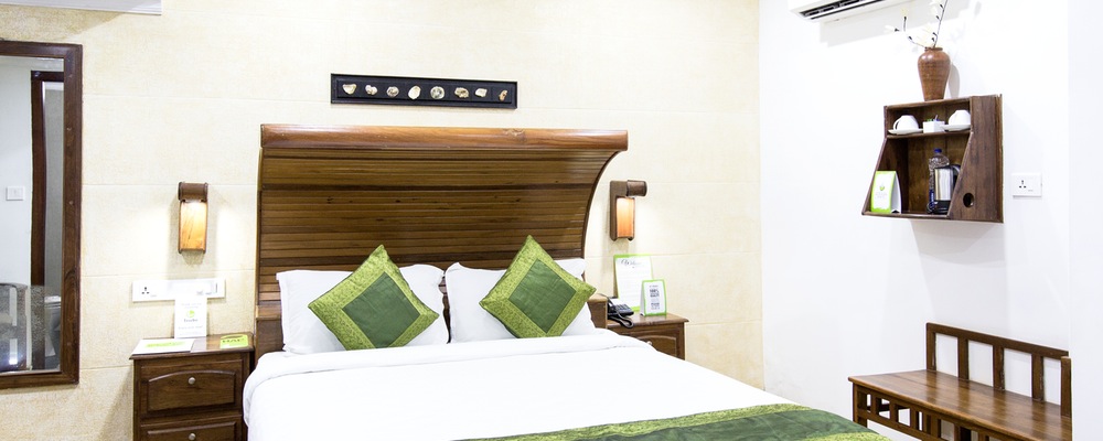 Booking.com Guest Review Awards
