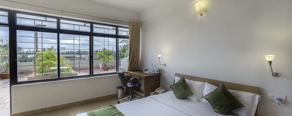 Booking.com Guest Review Awards