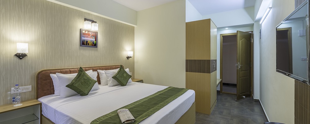 Booking.com Guest Review Awards