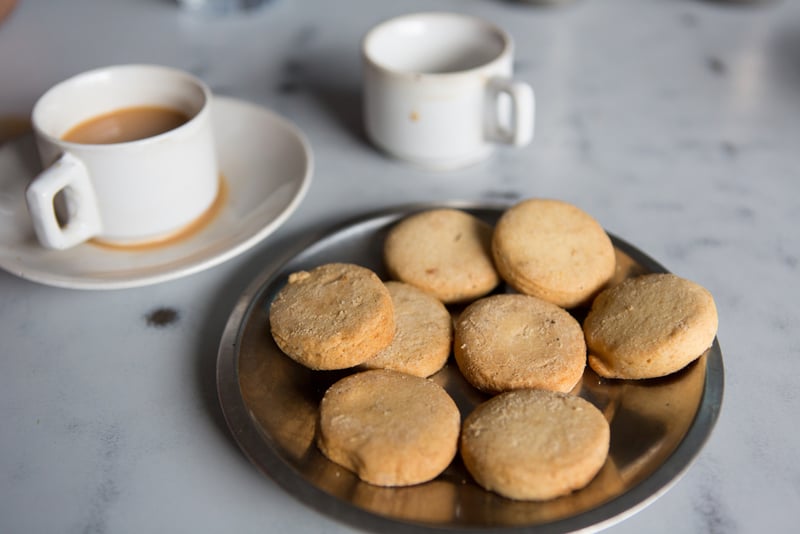 Iranian Chai with Biscuits