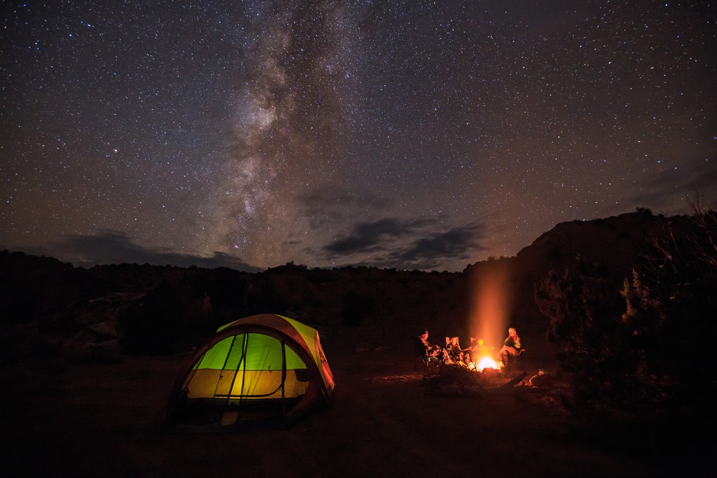Places To Visit In Manali At Night 7 Things To Do In Manali Treebo