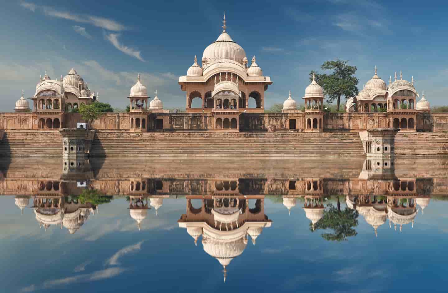 mathura top ten tourist places