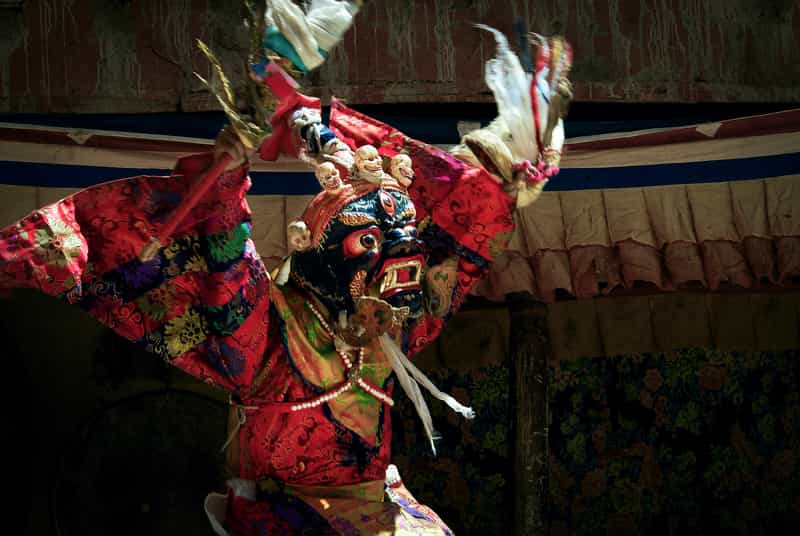 The colourful and enthralling Tibetan dance, music and opera captivate every audience member. 