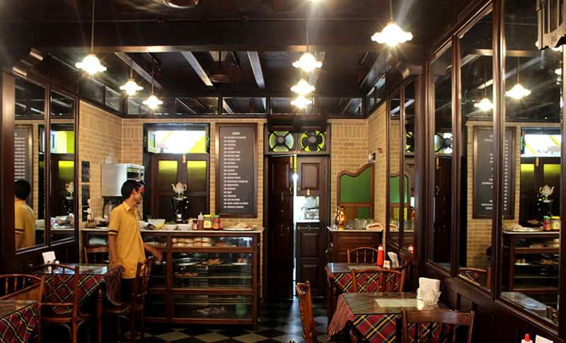  A new Irani cafe in Mahim