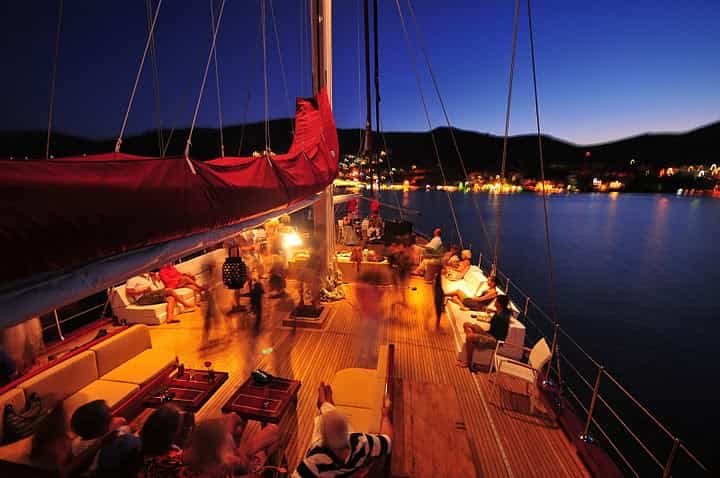 Guide to Mumbai-Goa Cruise