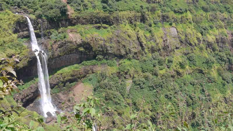 Lingmala Waterfall