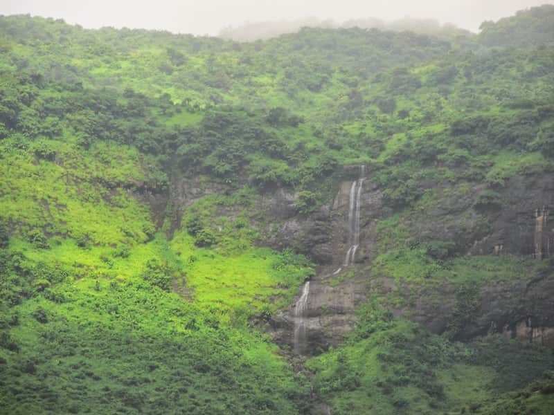 Pandavkada Falls