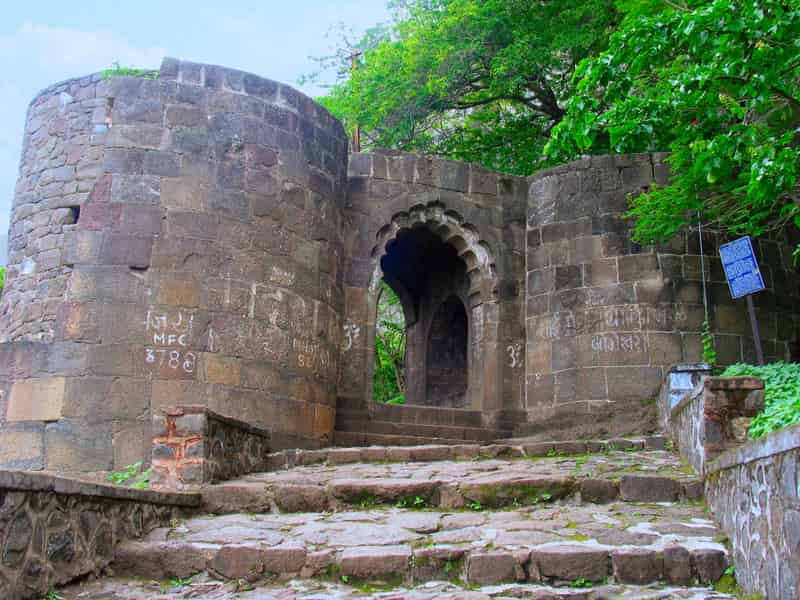 Shivneri Fort