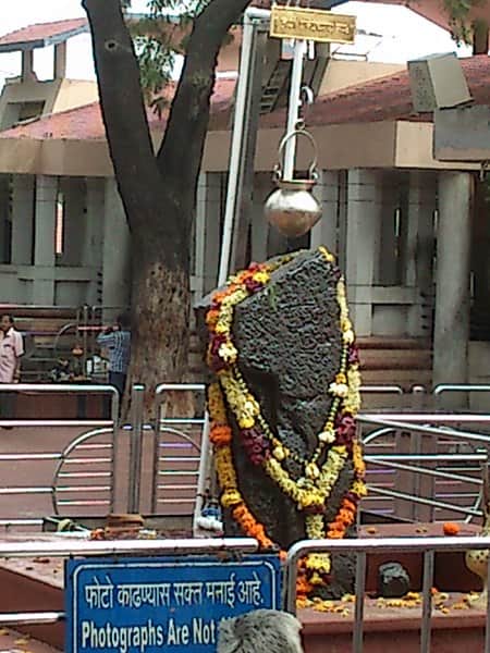 The Shani Dev idol at Shingnapur