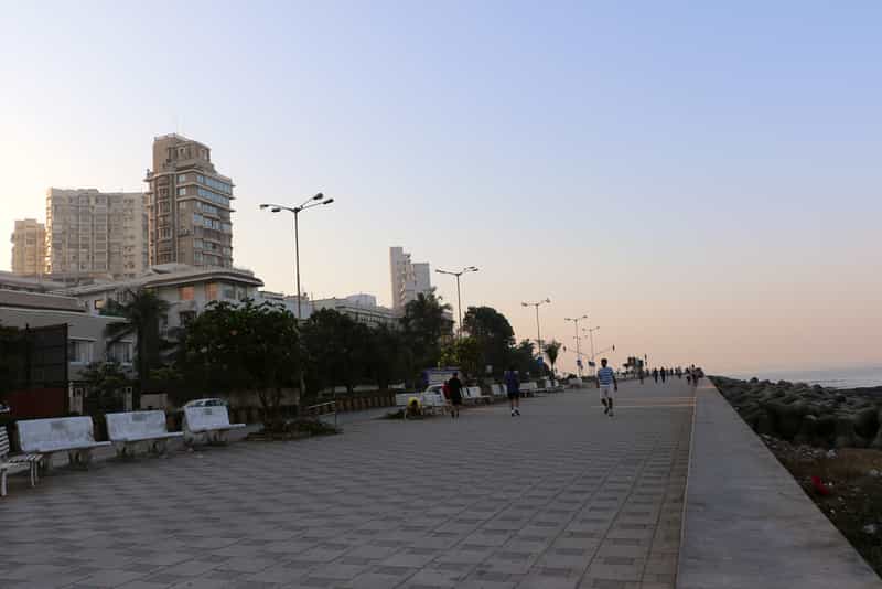 Worli Seaface makes a fine backdrop for romance 