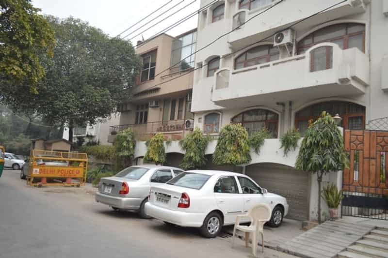 12 Best Places to Stay in Delhi for Tourists, Tourist Places to Stay in Delhi