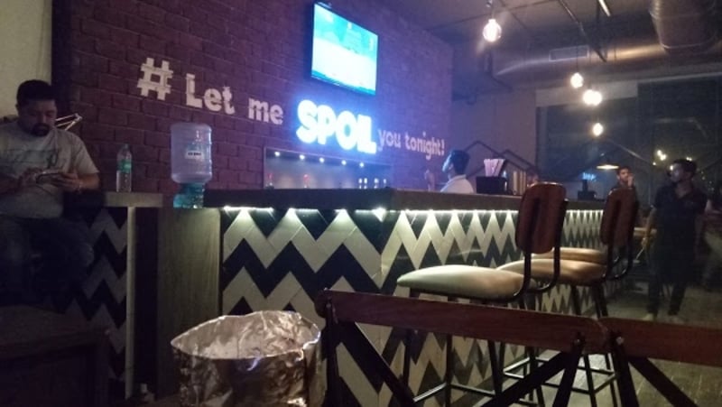 Flaming Tables 24, Borivali