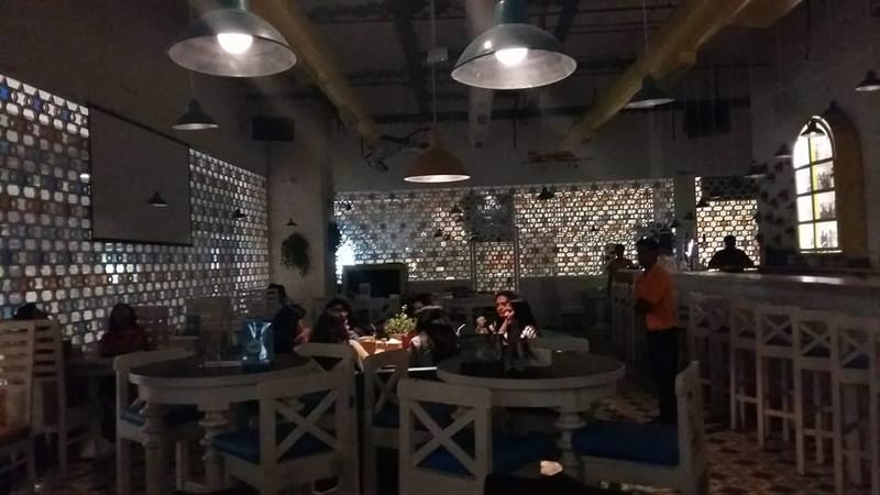 Hoppipola, Malad West