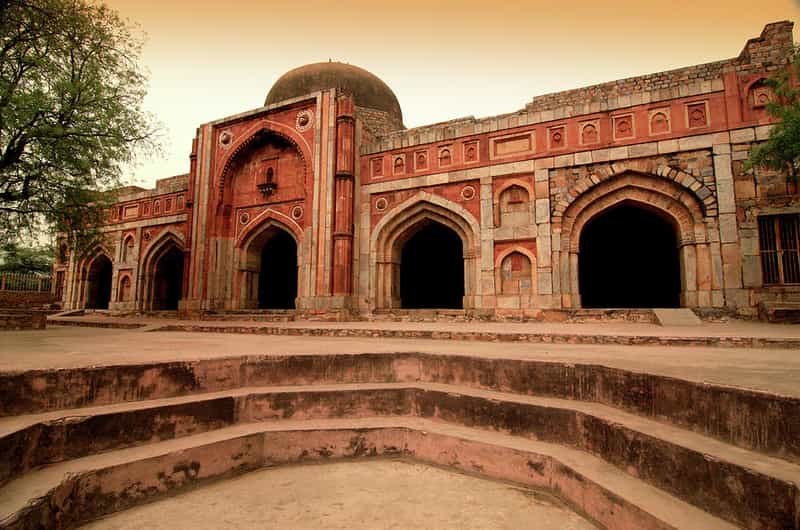 Jamali Kamali Mosque and Tomb