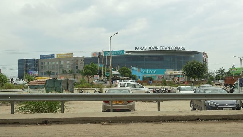 Paras Down Town, Zirakpur