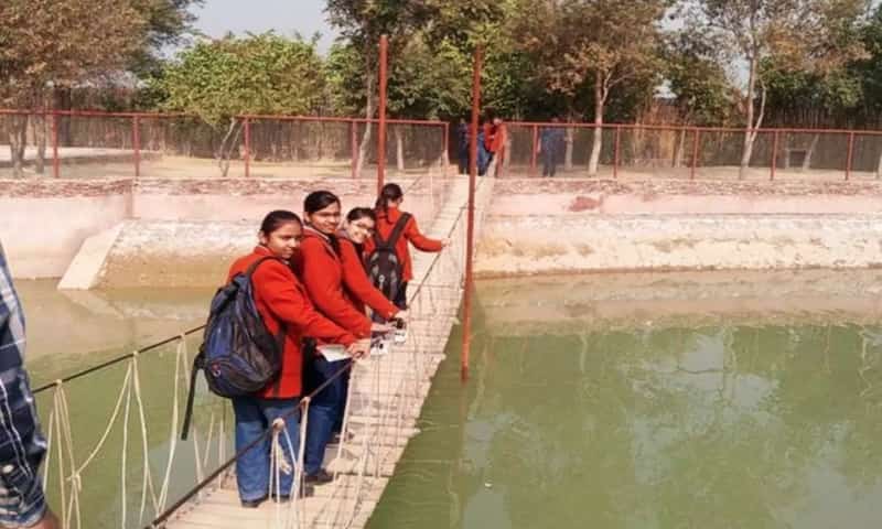 Pratapgarh Farms