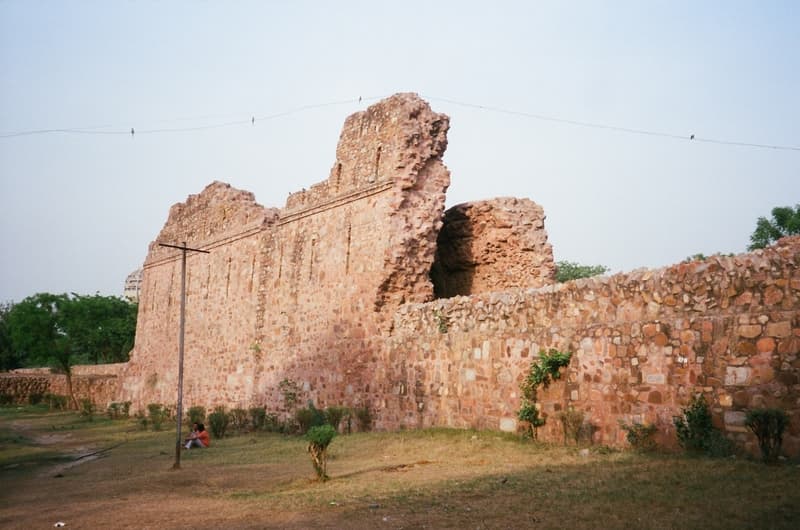 Ruins of Siri fort