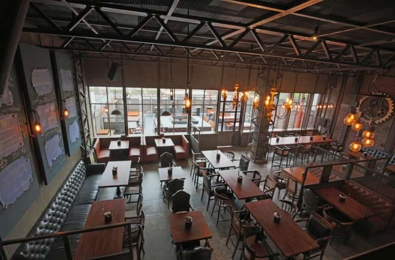 best bars in mumbai