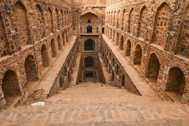 The stairway into the Baoli