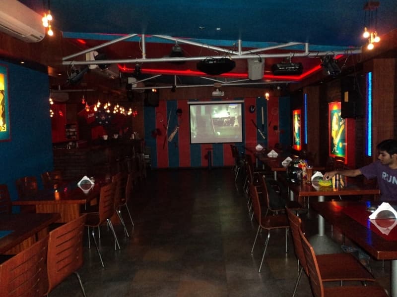 Locations - Sports Bar