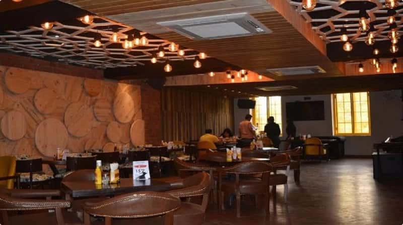 Uncultured Cafe & Bar