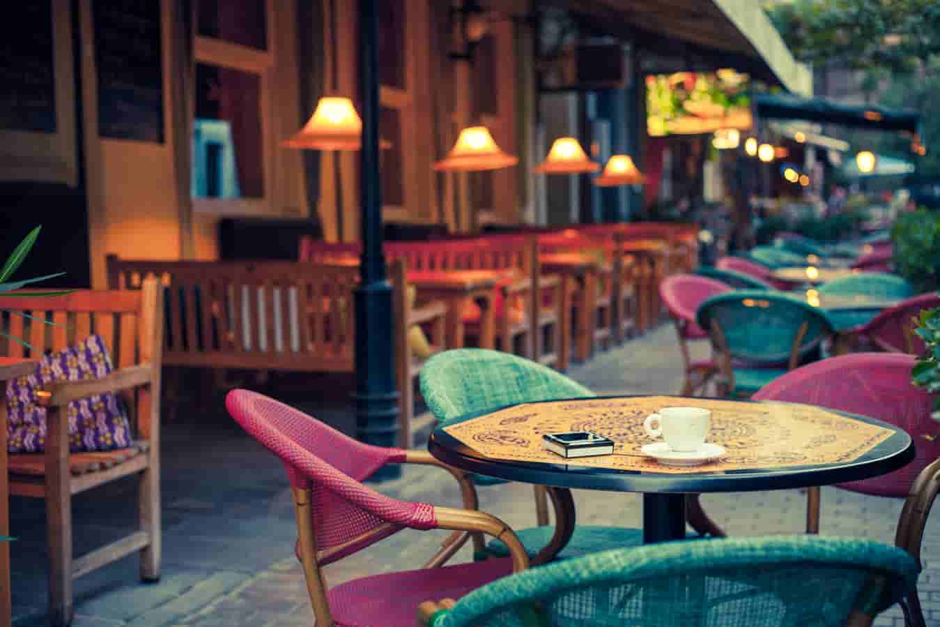 27 Best Cafes in Delhi, Popular Cafe Lounges in Delhi - Treebo