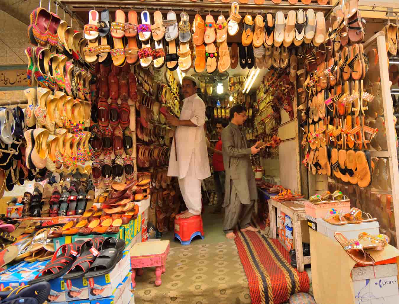 lajpat nagar shoes shop