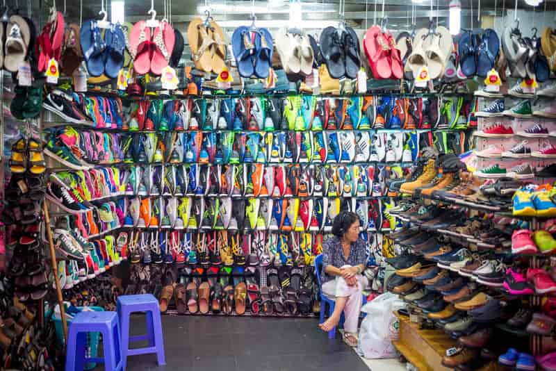 boots in sarojini nagar market