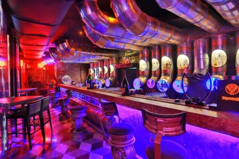 Yeda Republic, Juhu
