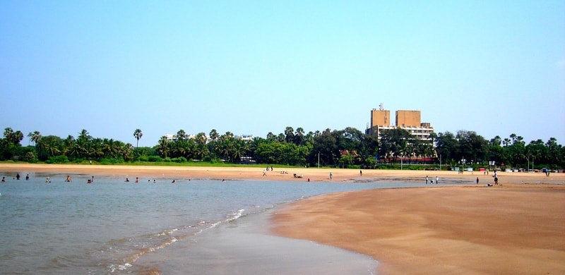 Aksa Beach