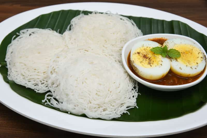 Idiyappam with Egg and Gravy