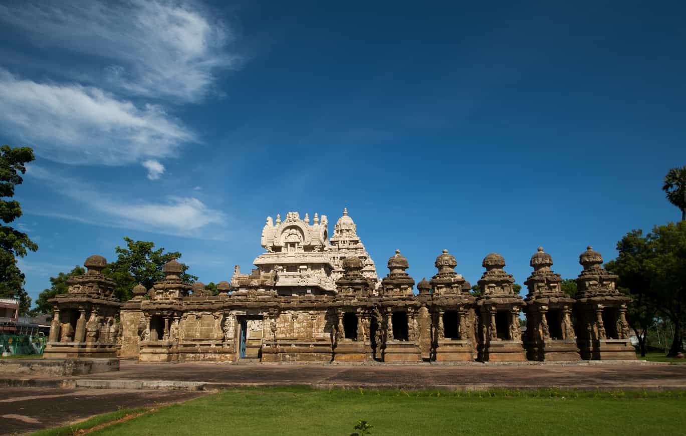 tourist places around bangalore within 300 kms