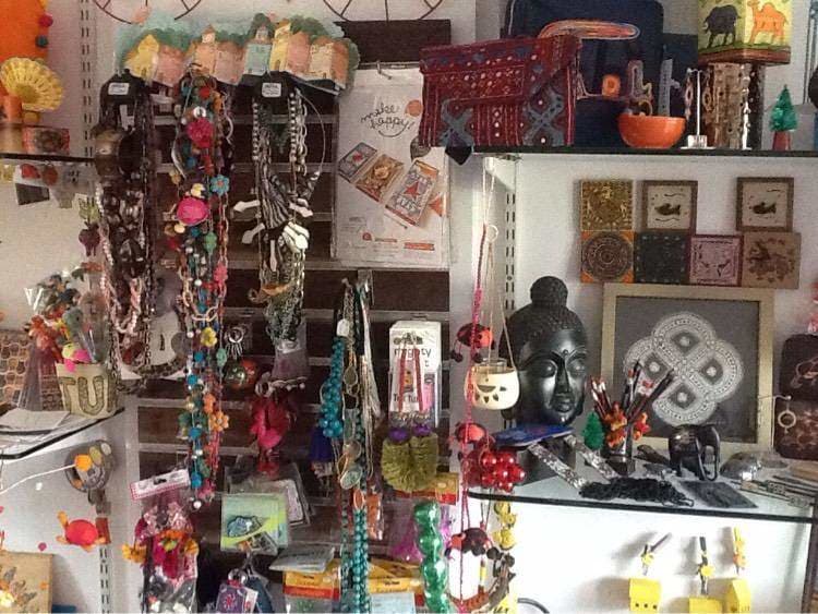 G20 Gifts for World Leaders: Kashmiri Pashmina to Araku Coffee; List of gift  hampers given to G20 leaders and their spouses | India News - Times of India