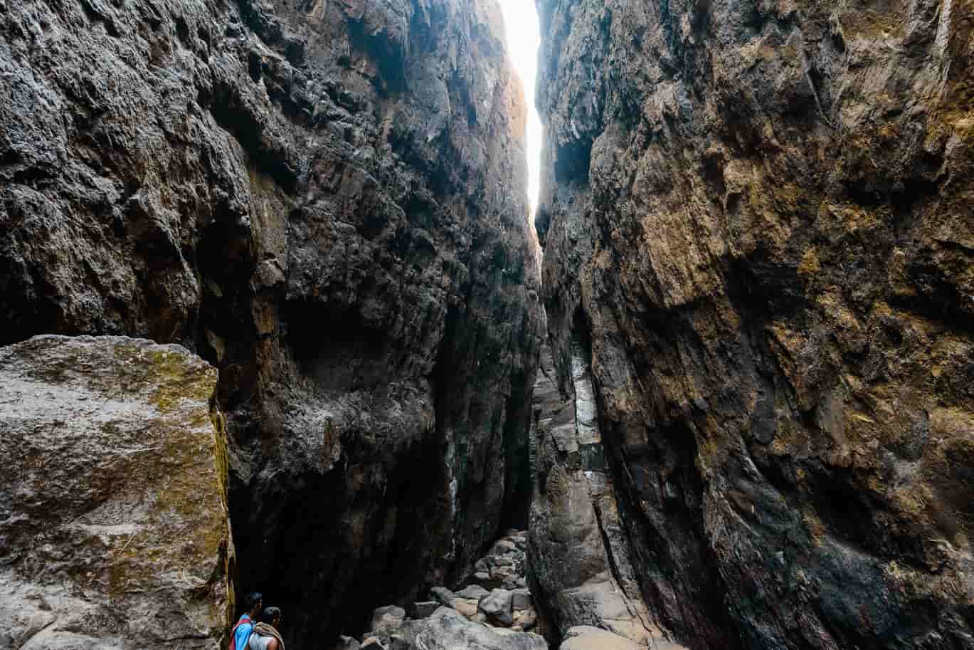 sandhan valley trek in monsoon