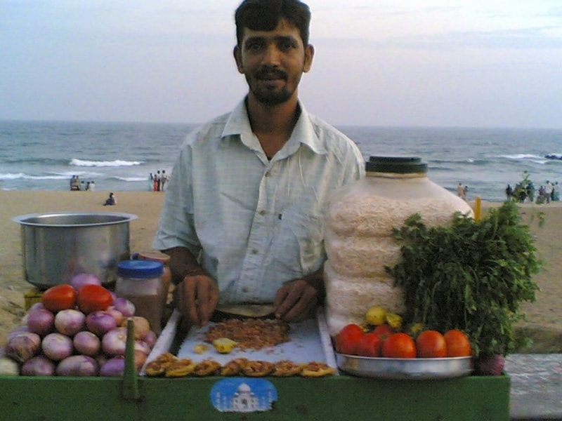 A Muri Mixture vendor at RK Beach