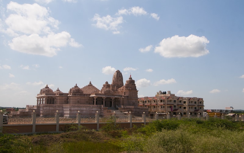 Hindu Temple in Ranakpur, Rajasthan | Places to Visit near Ajmer