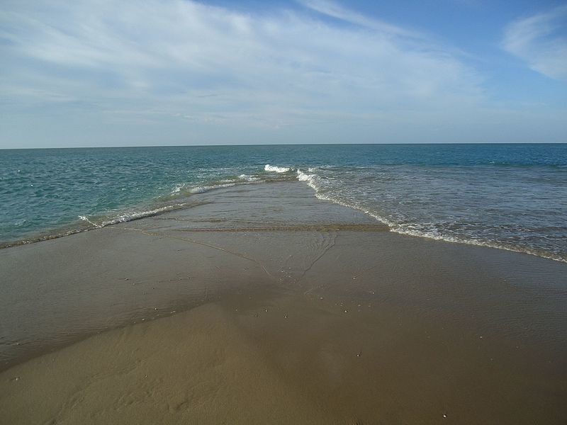 Two Seas meeting at Dhanushkodi