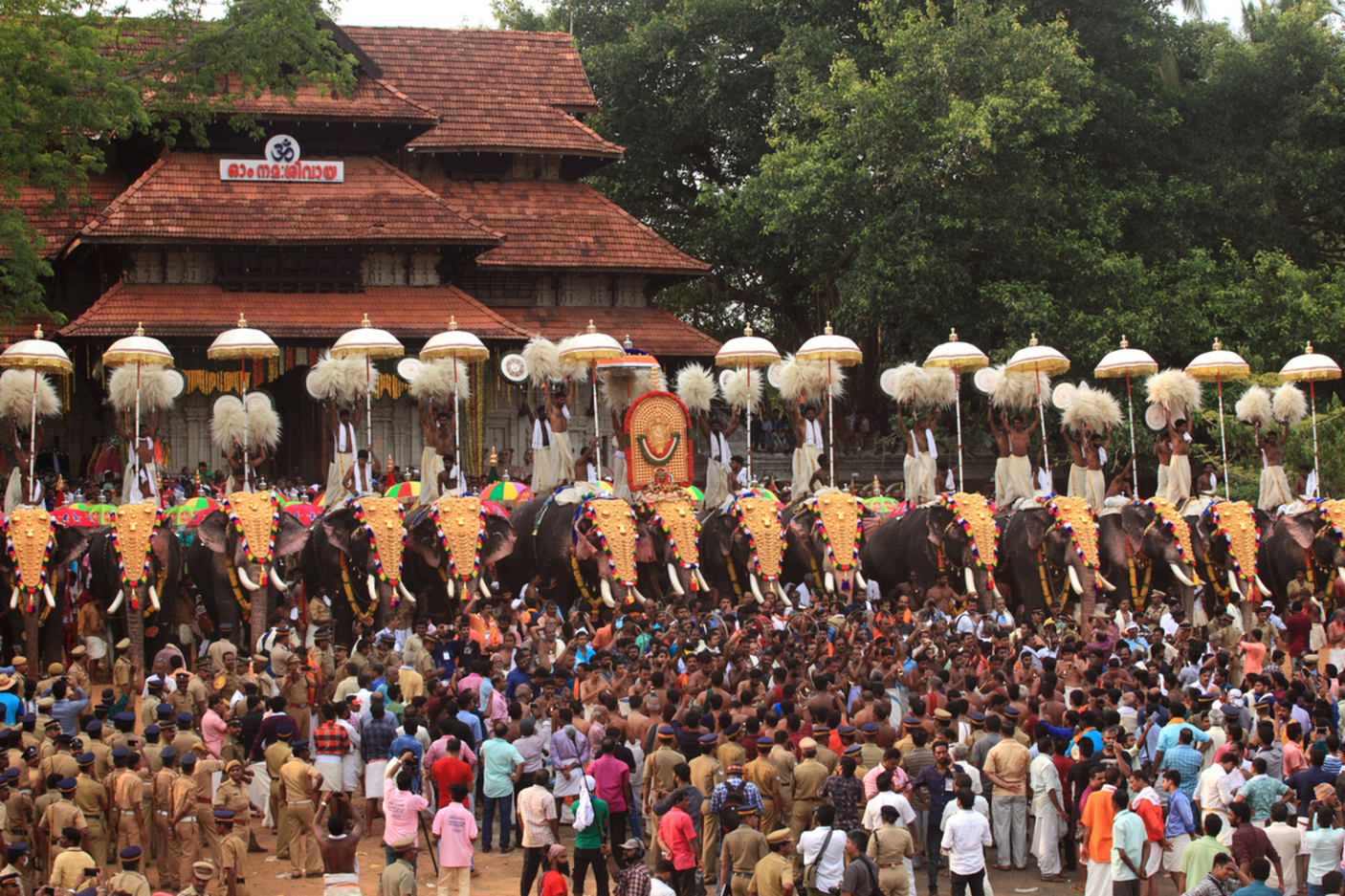 thrissur tourist places in tamil