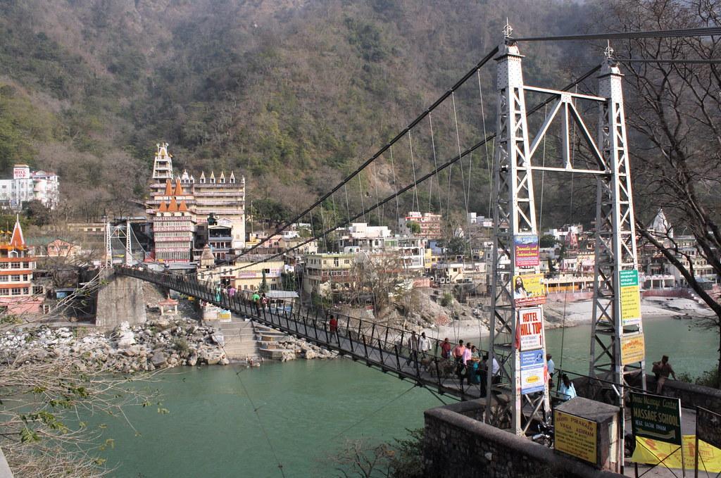 30 Amazing Tourist Places in Rishikesh - The Yoga Capital of The World ...