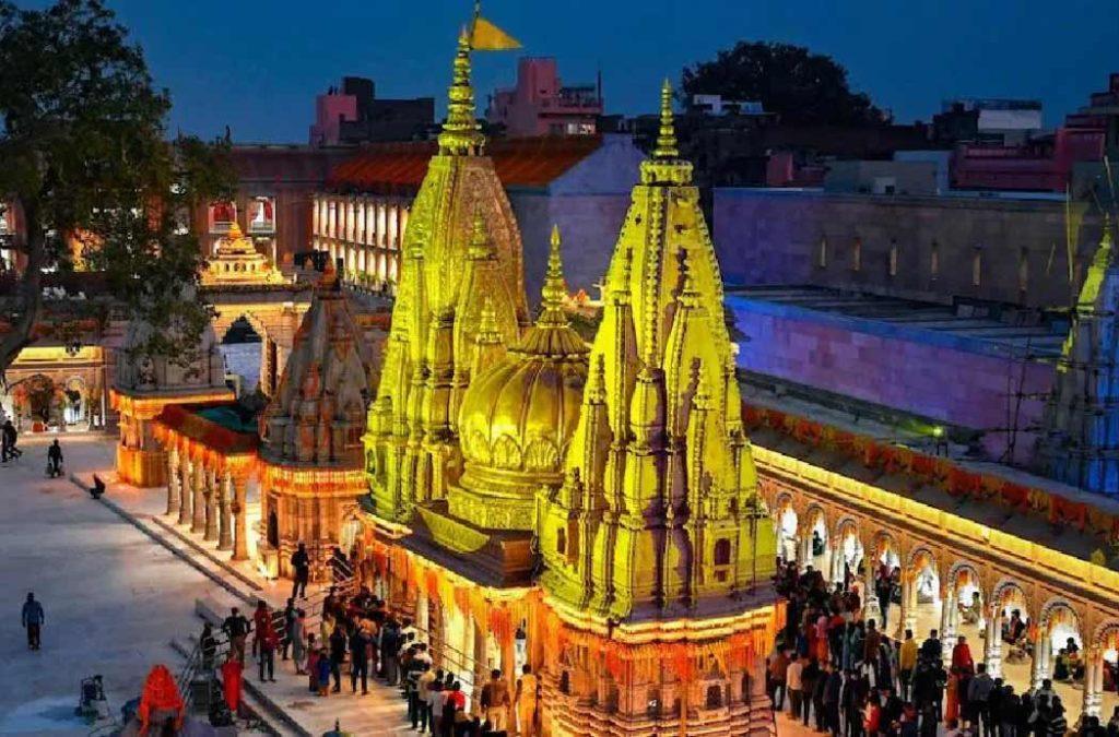 Kashi Vishwanath Temple is the most famous Hindu Temple to visit on Maha Shivaratri 2024.
