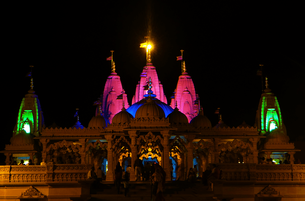 Visit Akshardham at the pink city of the country- Jaipur.