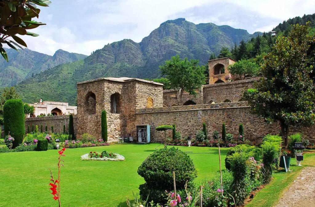 Visit to the enchanting Pari Mahal a must in your Kashmir itinerary