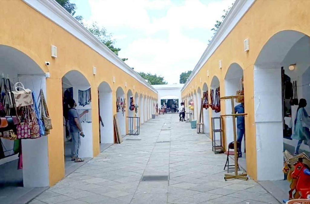 Handicrafts heaven at Crafts Bazaar, important to be on your Pondicherry itinerary