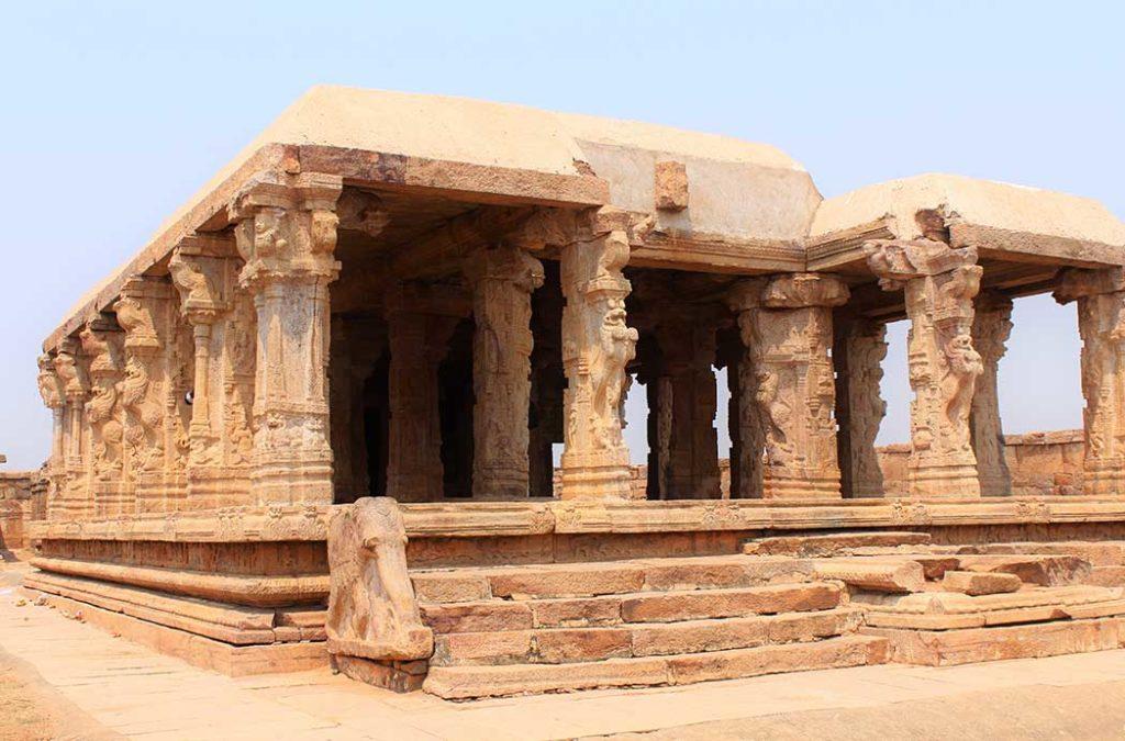 Raghunath Swamy Temple close to the Grand Canyon of India