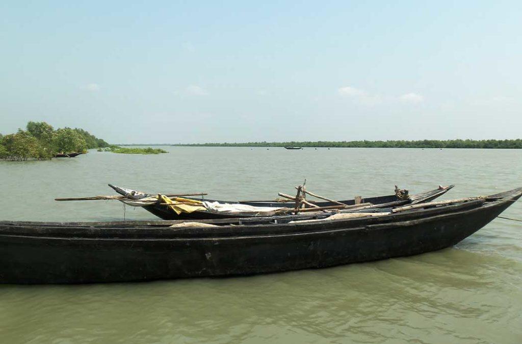 Tour to the Kanak Island will give you a peep at the beauty of nature