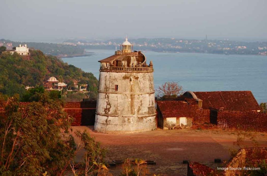 Explore the best places near Candolim Beach in Goa