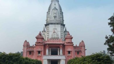 Visit Kashi Vishwanath Temple.