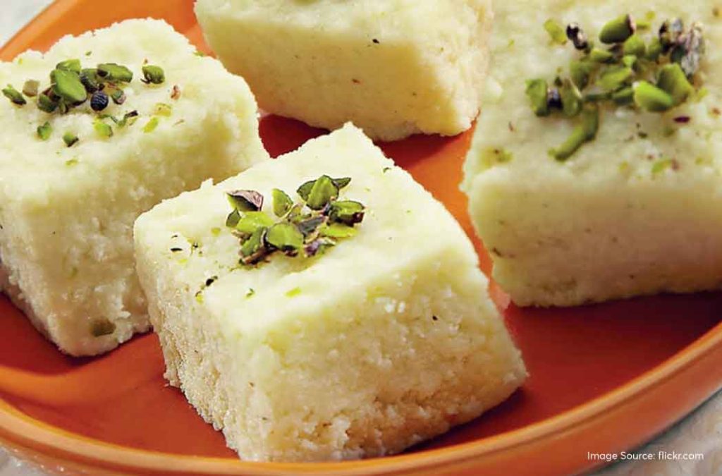 Check out the famous dish of Rajasthan and choose your favourite
