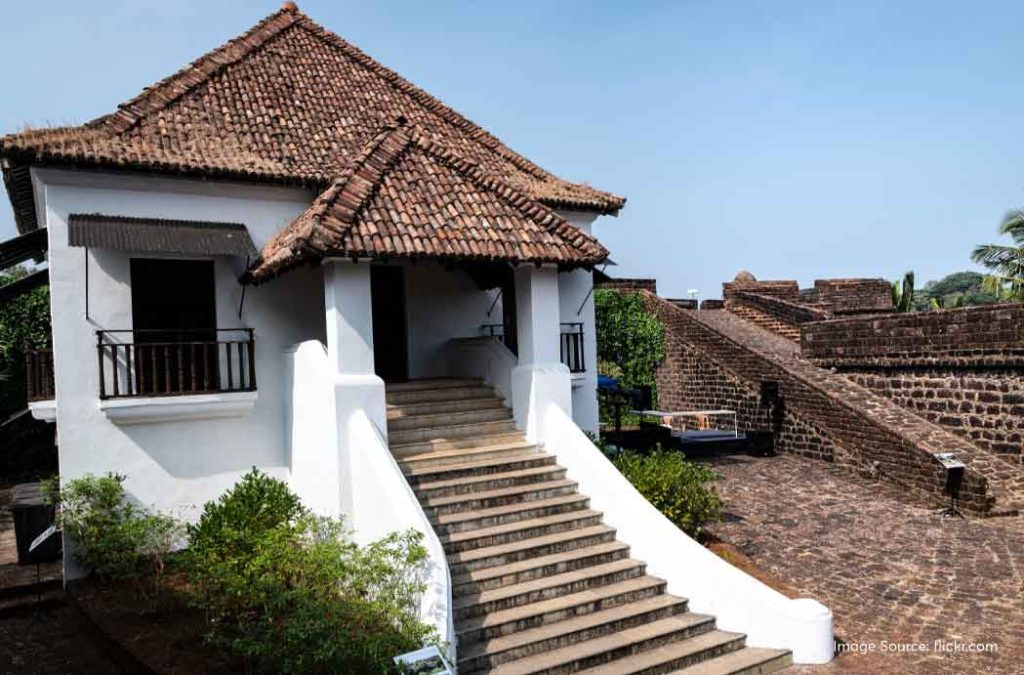 Explore the best places near Candolim Beach in Goa