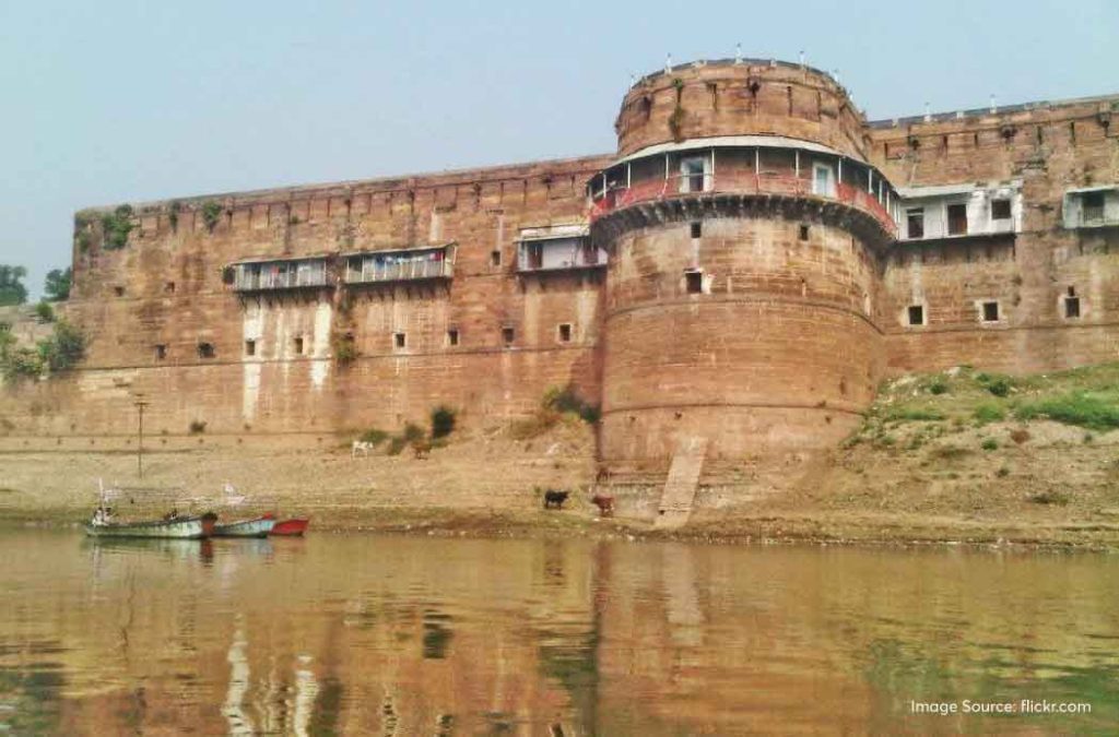 Allahabad Fort is one of the popular places to visit in Prayagraj.